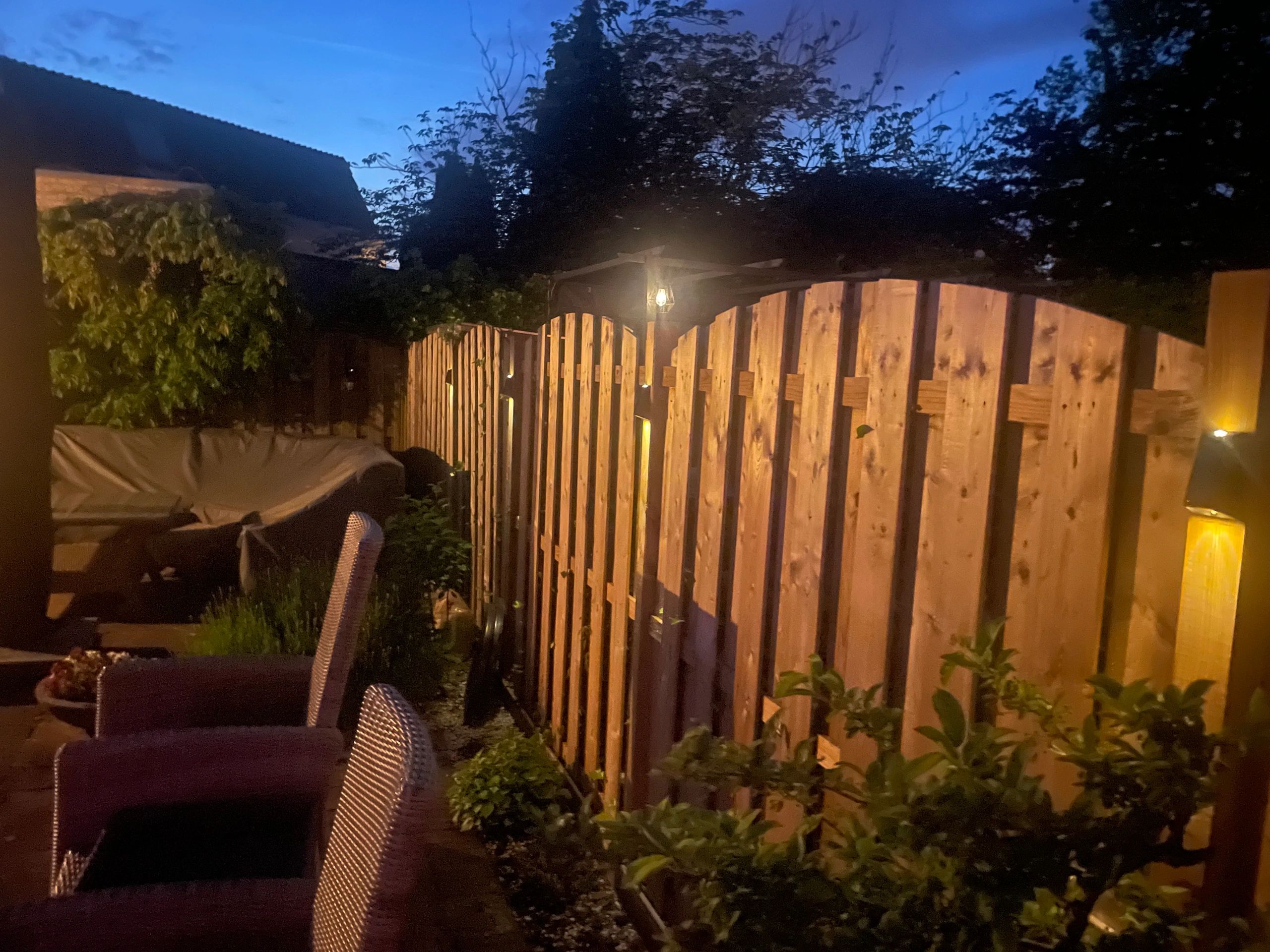 Solar up down wandlamp Roxx met warm en koud wit licht set van 2