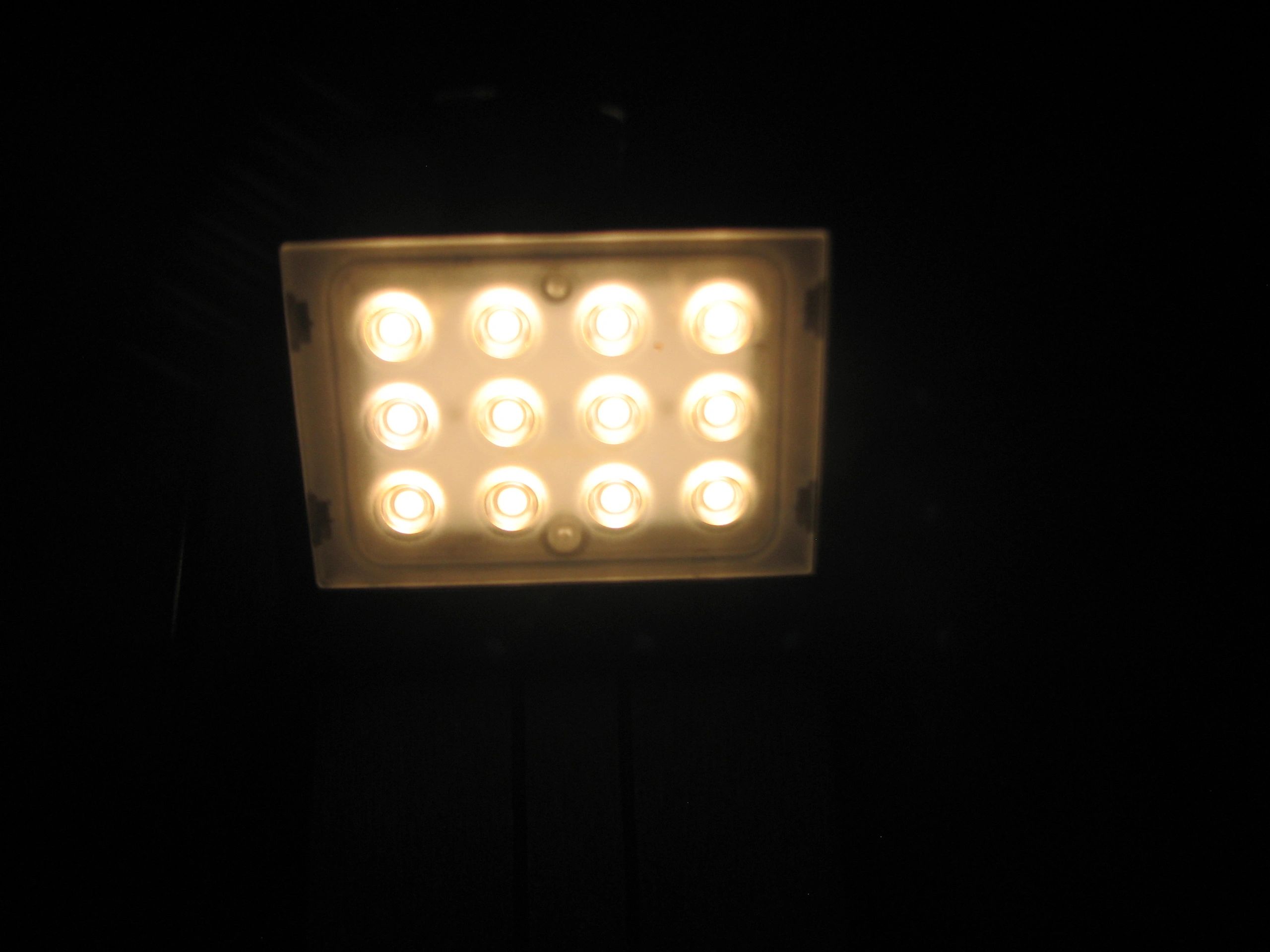 Solar wandlamp Carl met 14 leds en bewegingsmelder op zonne energie