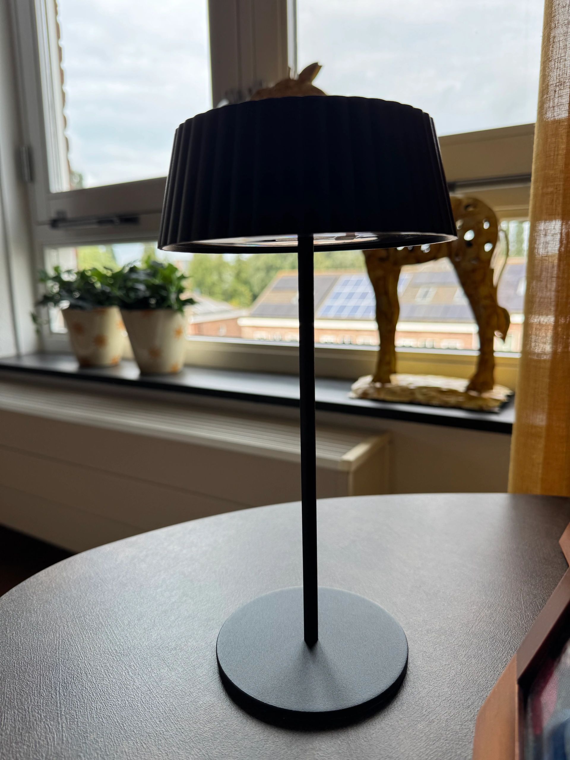 Tafellamp oplaadbaar Seren zwart - USB-C - Op zonne-energie - Touch dimbaar