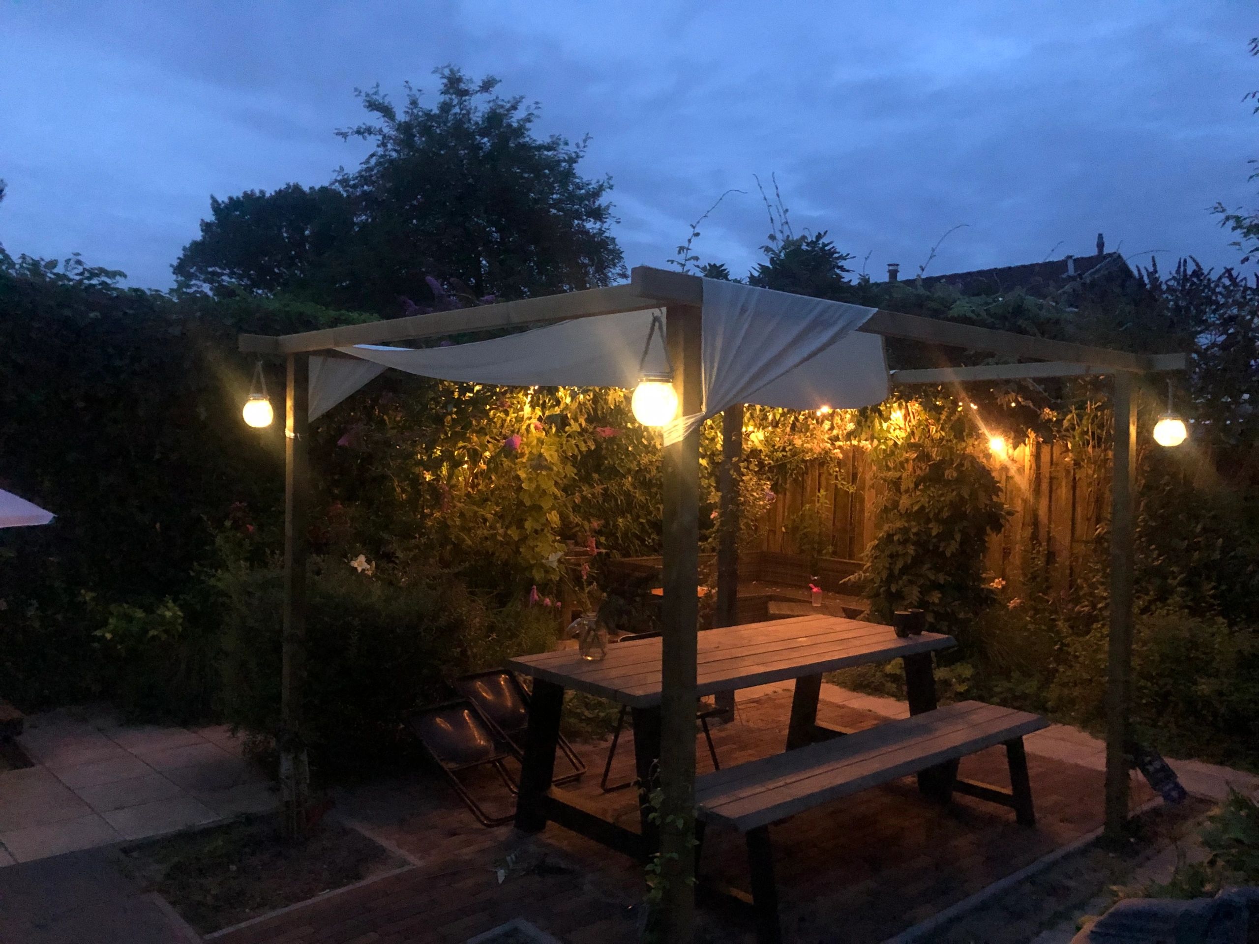 Solar hanglamp Betsy op zonne-energie - Voordeelset 3 stuks - Glazen bol met 30 leds