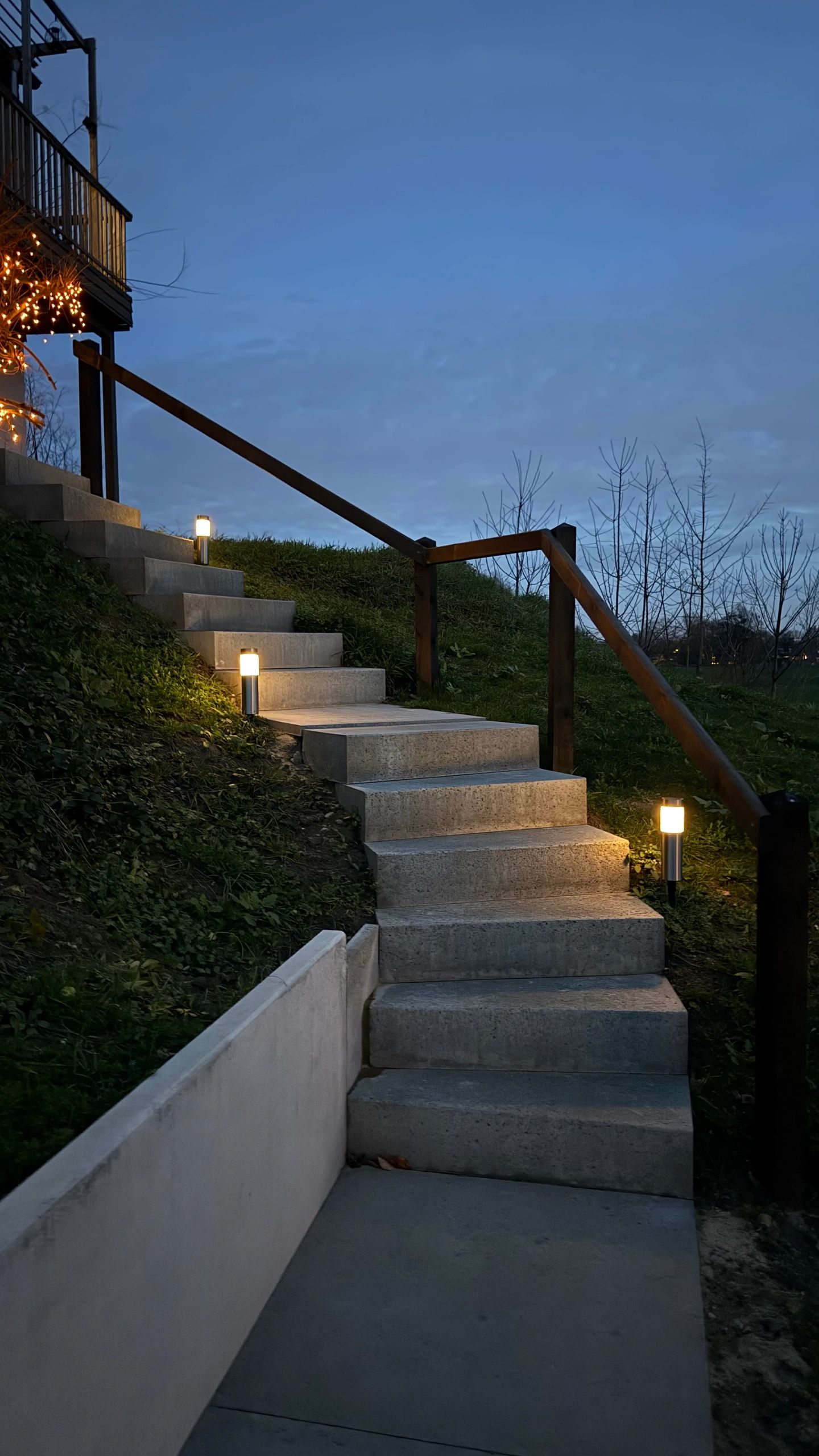 Solar priklamp Lucifer RVS padverlichting op zonne-energie (4 stuks)