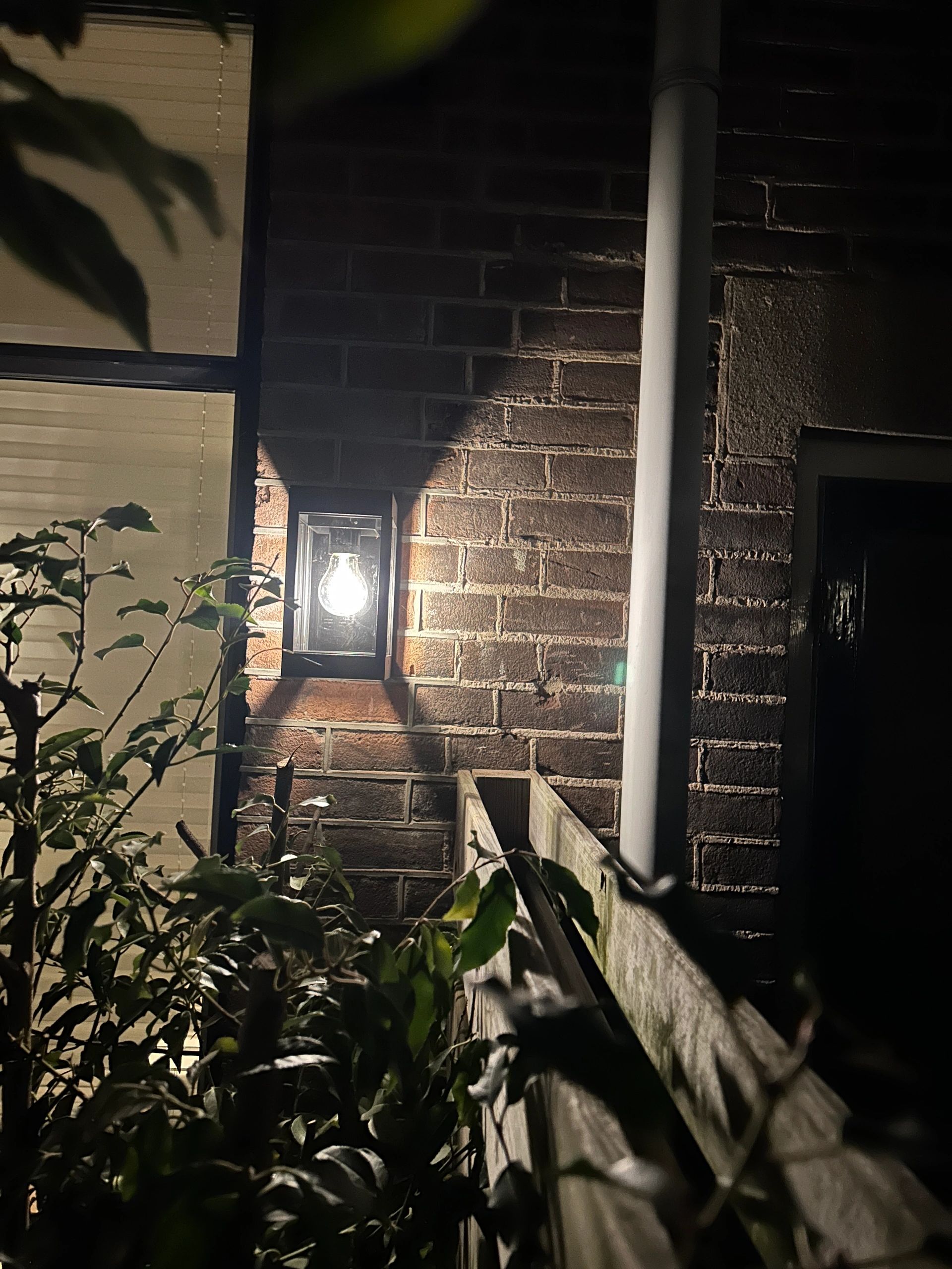 Solar LED wandlamp Cube met filament led lamp