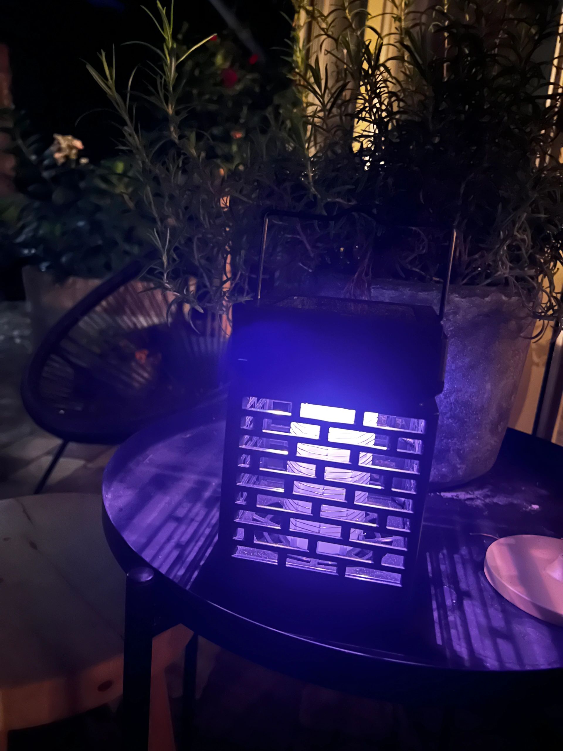 Solar lamp met vlameffect en insectenverdelger Spark