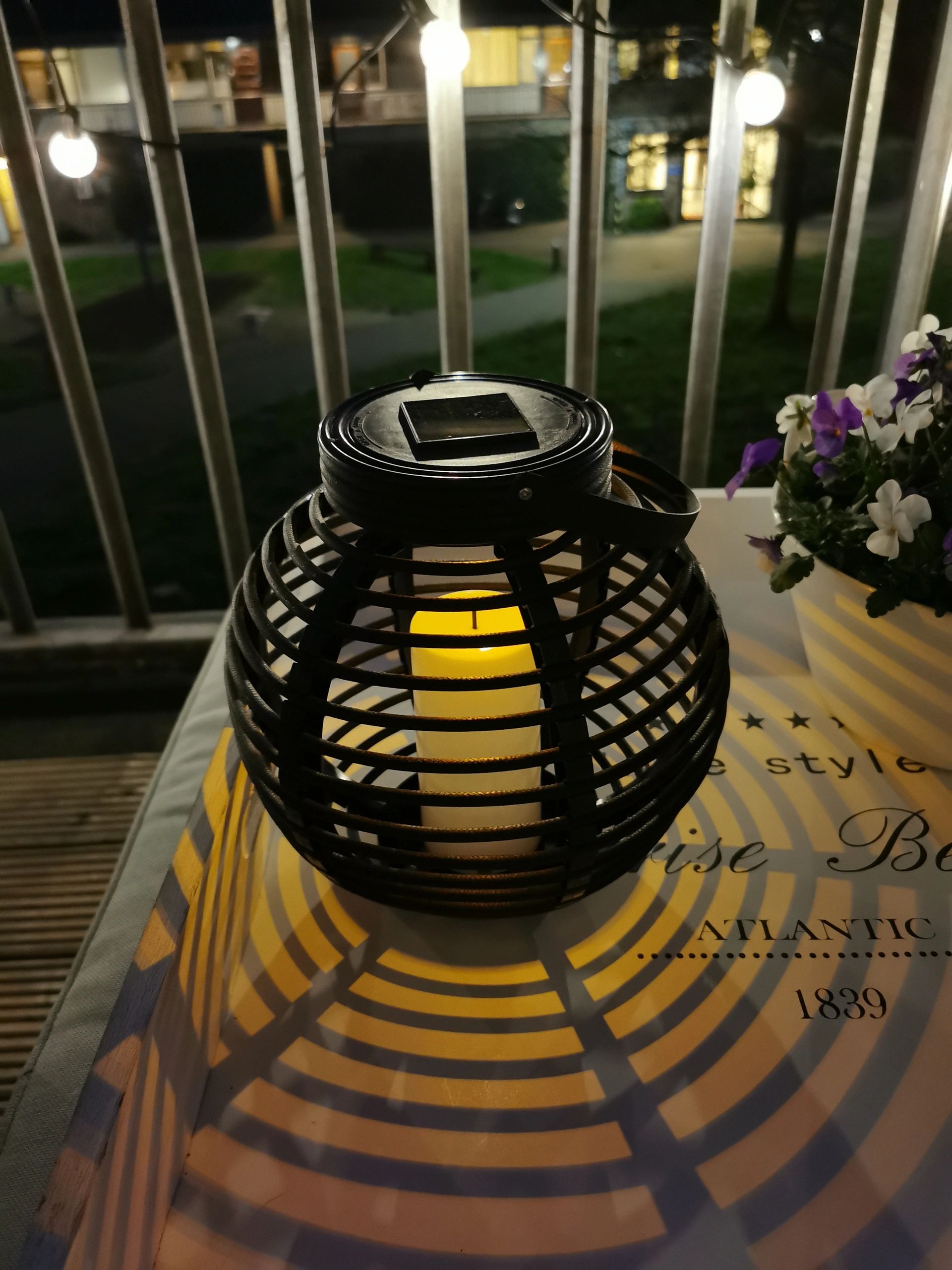 Solar Lantaarn Basket Medium Rotanlook lamp op zonne energie 2017