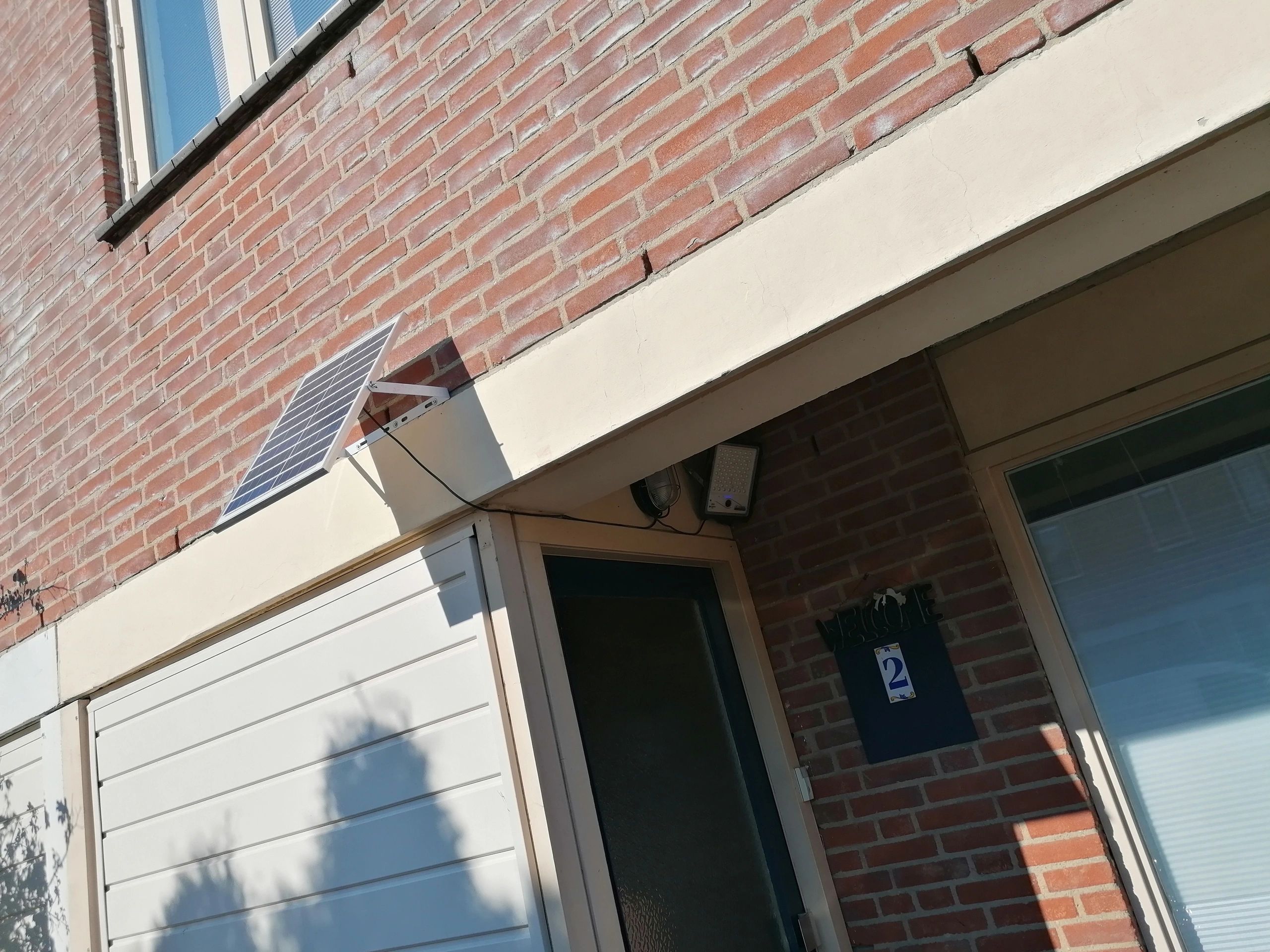 Solar veiligheidslamp Focus met camera en los zonnepaneel