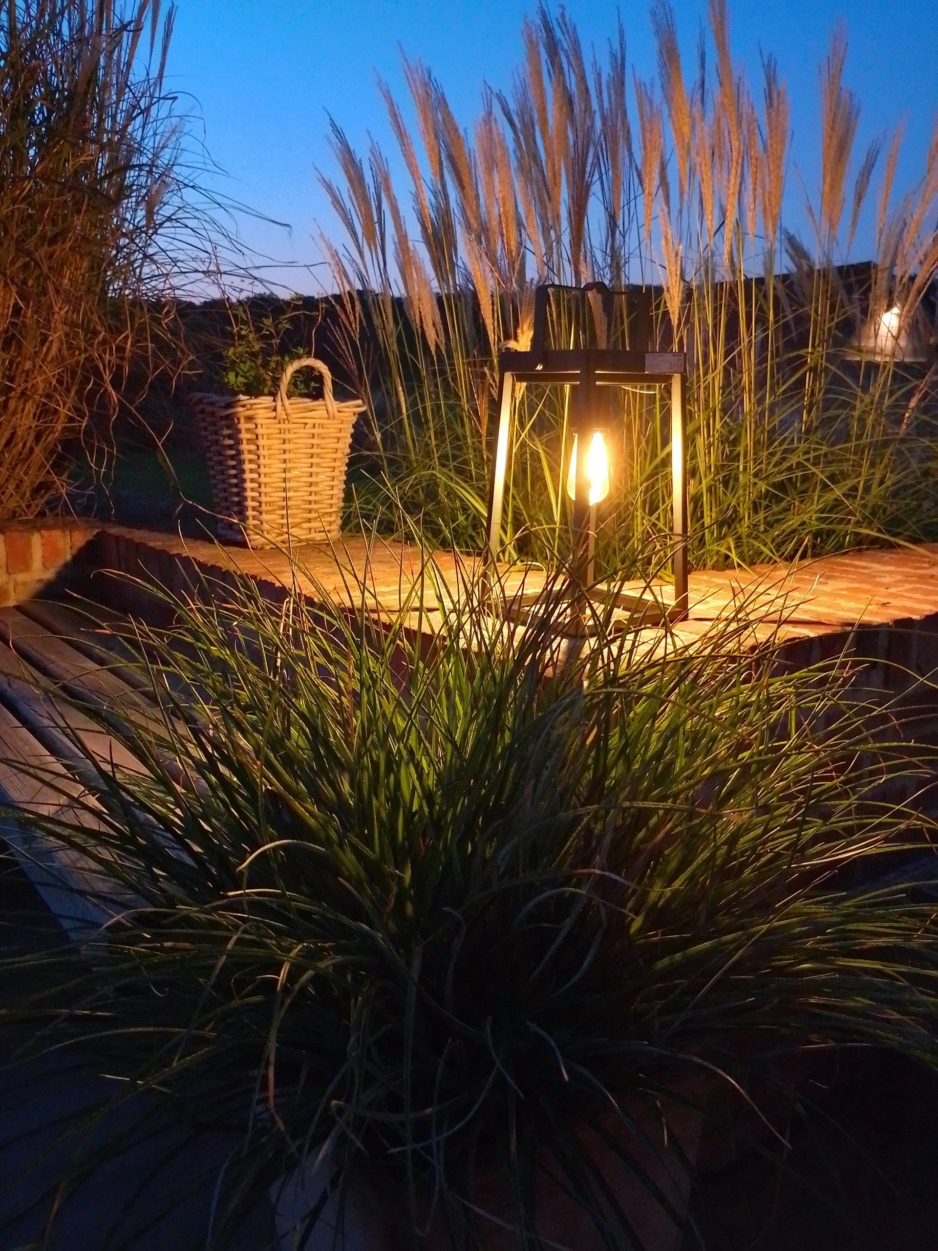 Brendz Solar Tafellamp Tampa | Recht