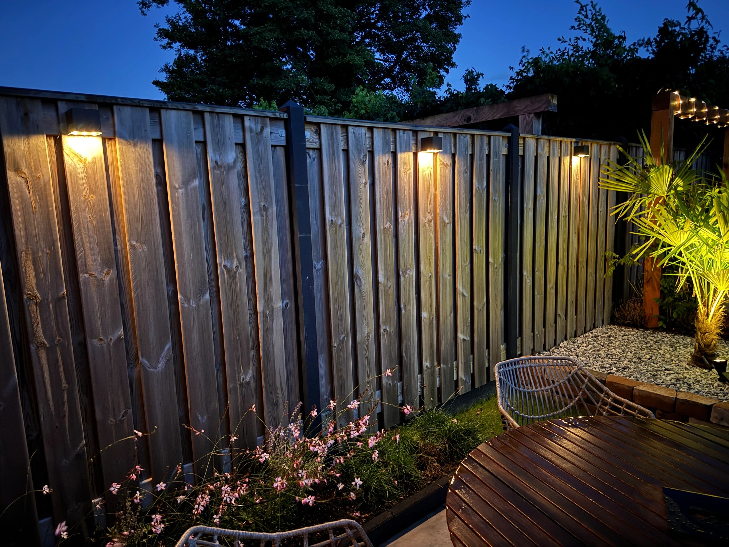 Solar LED wandlamp op zonne energie Sven recht - Voordeelset van 2 stuks