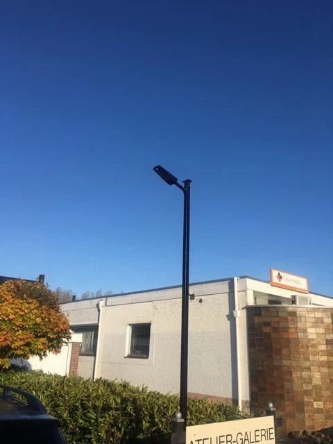 Solar wandlamp Paddle met bewegingssensor in zwart