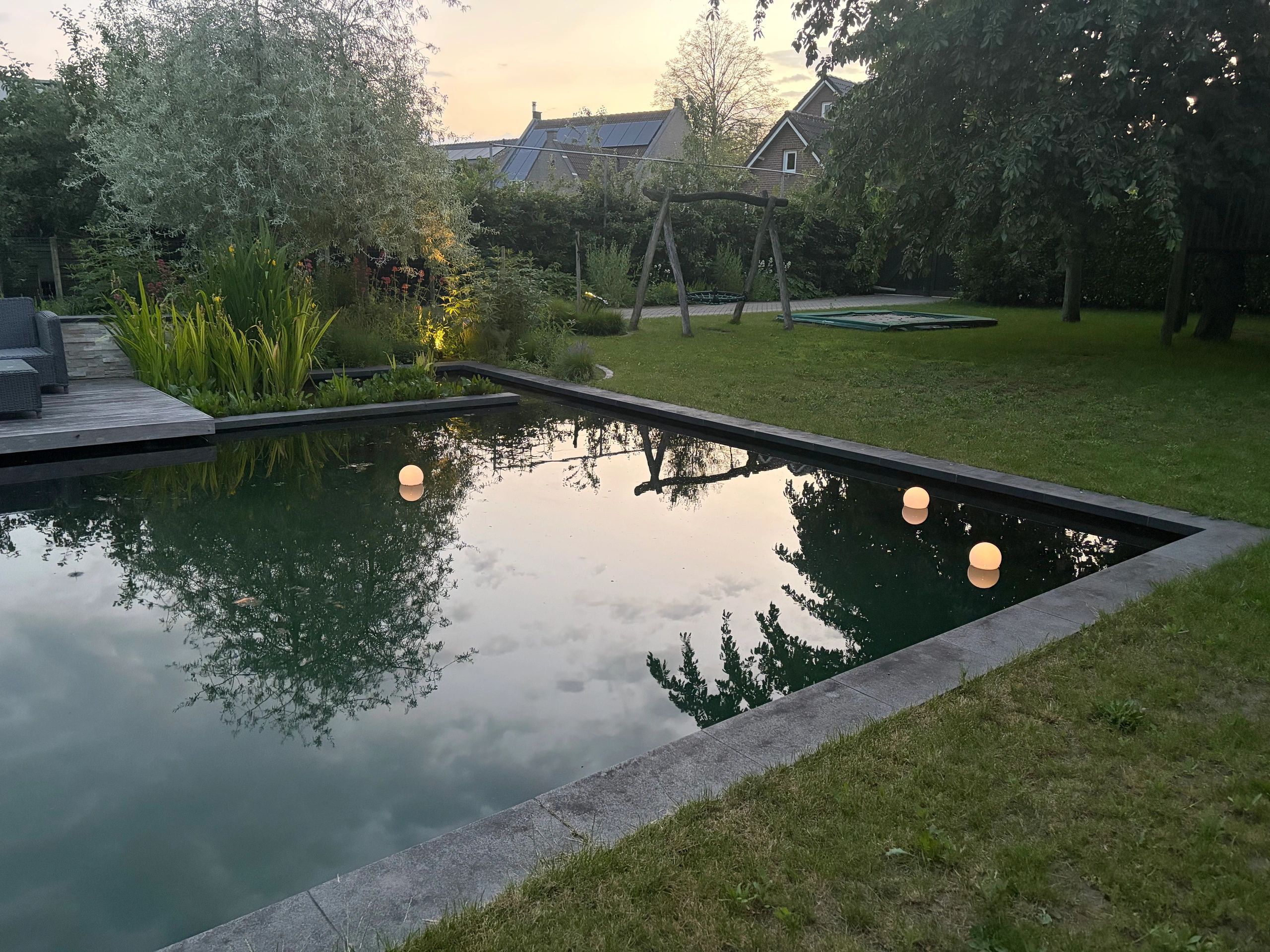 Solarlamp Float - Drijvende vijverlamp en priklamp in één - Warm wit licht