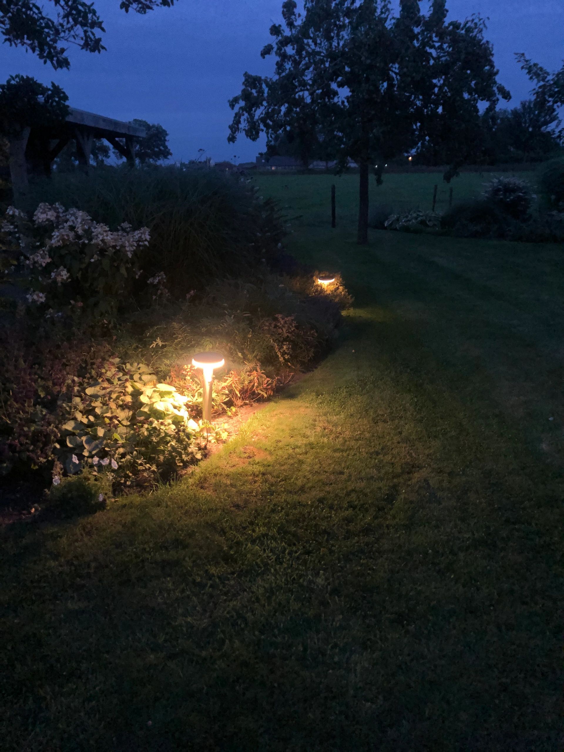 Solar staande lamp Brienz II RVS Buitenlamp op zonne energie met bewegingsensor