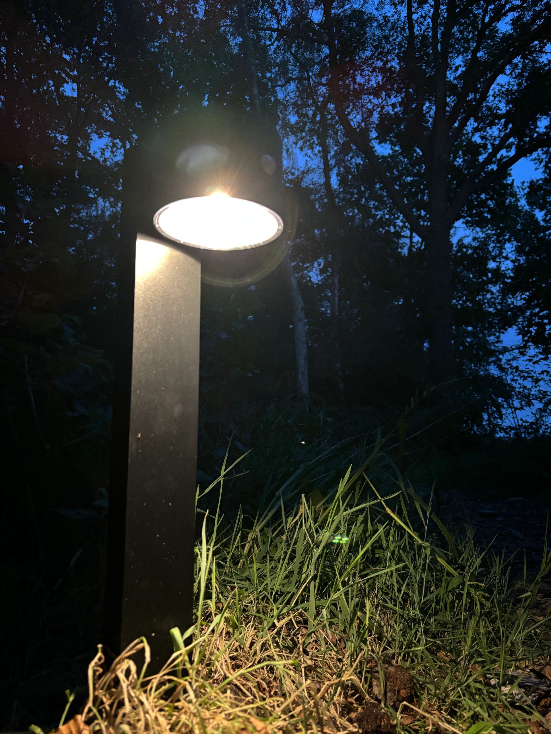 Solar staande lamp Sven op zonne-energie - Tuinlamp met schemer- en bewegingssensor
