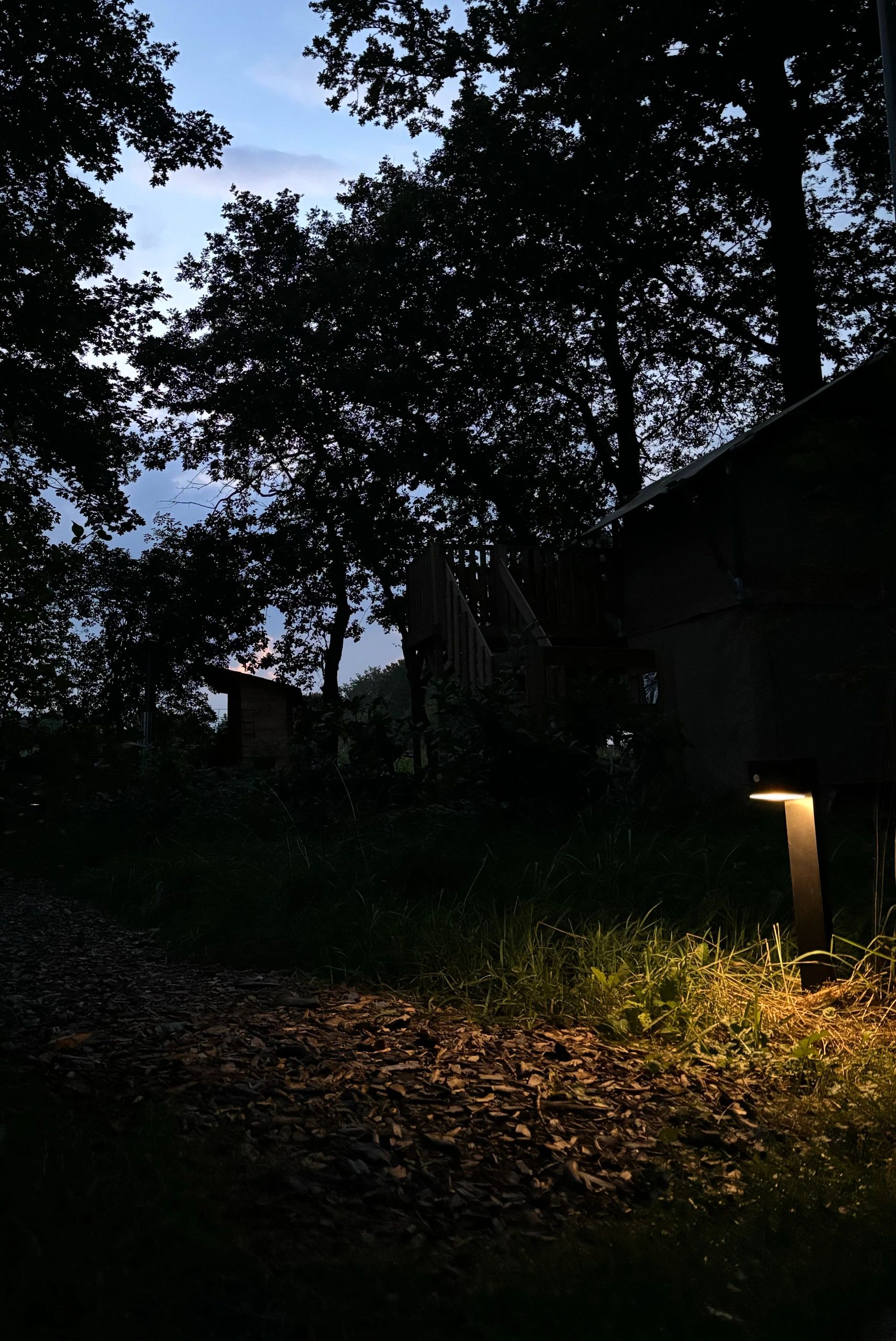 Solar staande lamp Sven op zonne-energie - Tuinlamp met schemer- en bewegingssensor