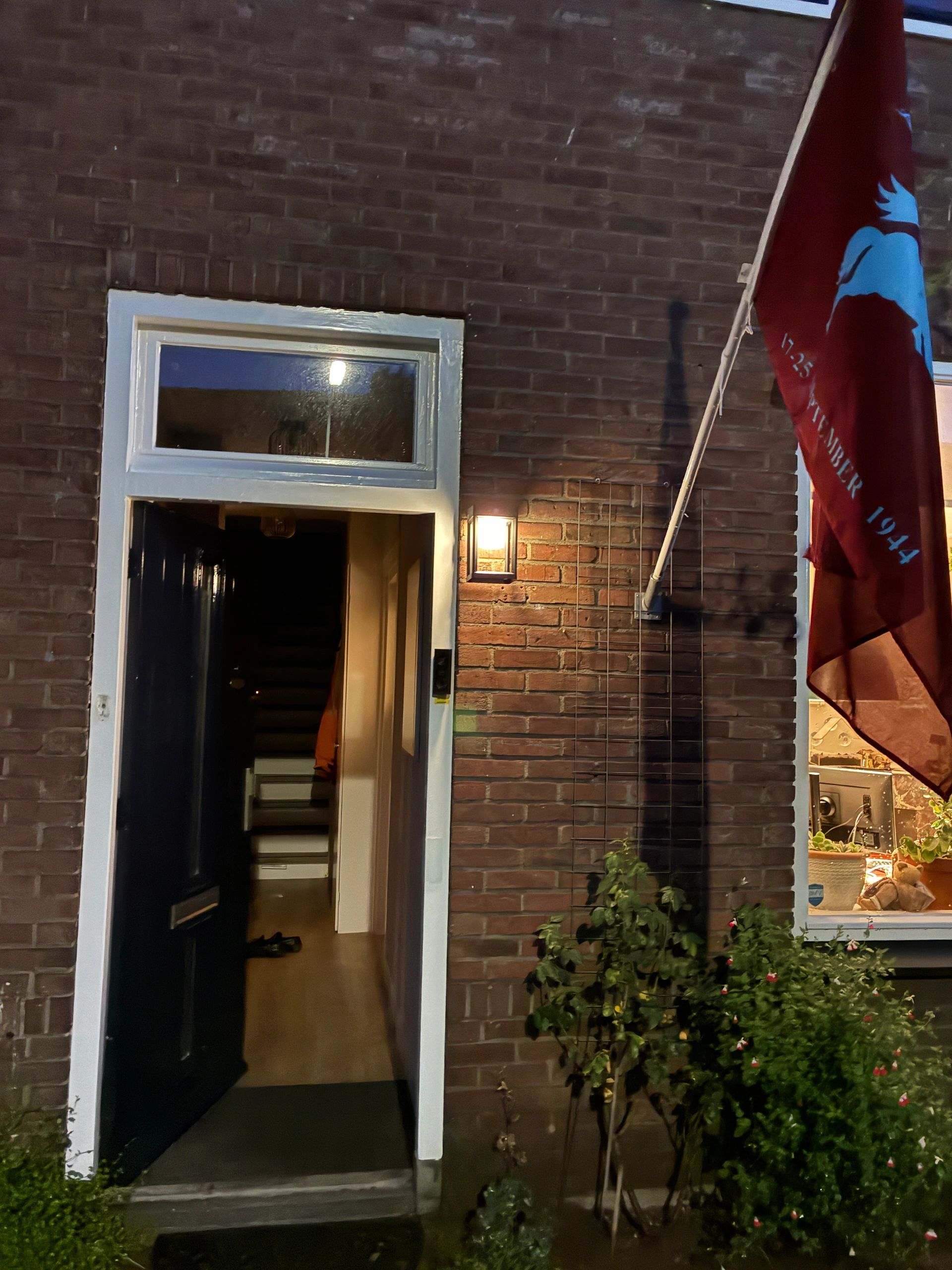 Solar LED wandlamp Svea op zonne energie