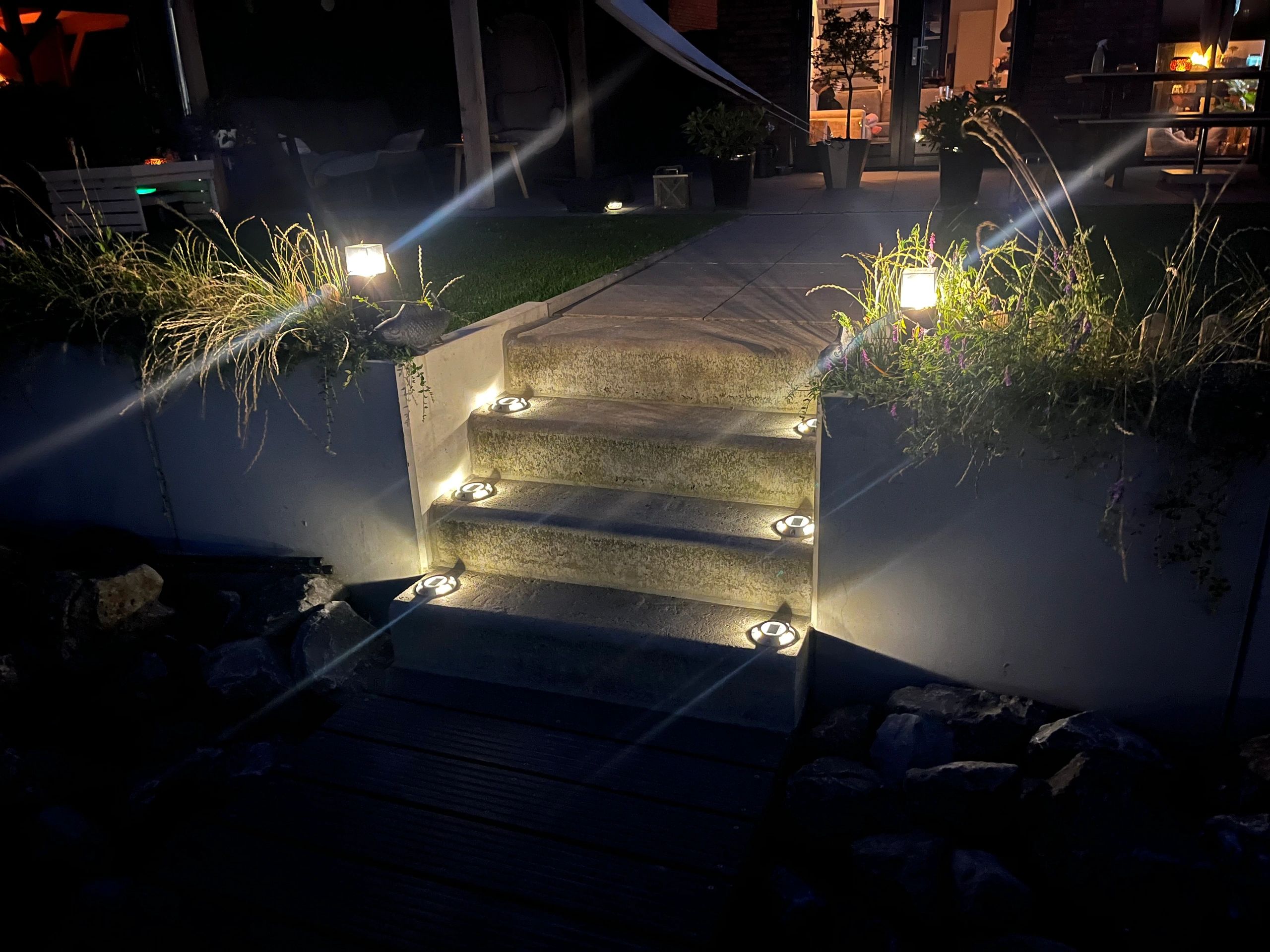 Solar grondspot Shield op zonne energie voordeelset van 4 stuks
