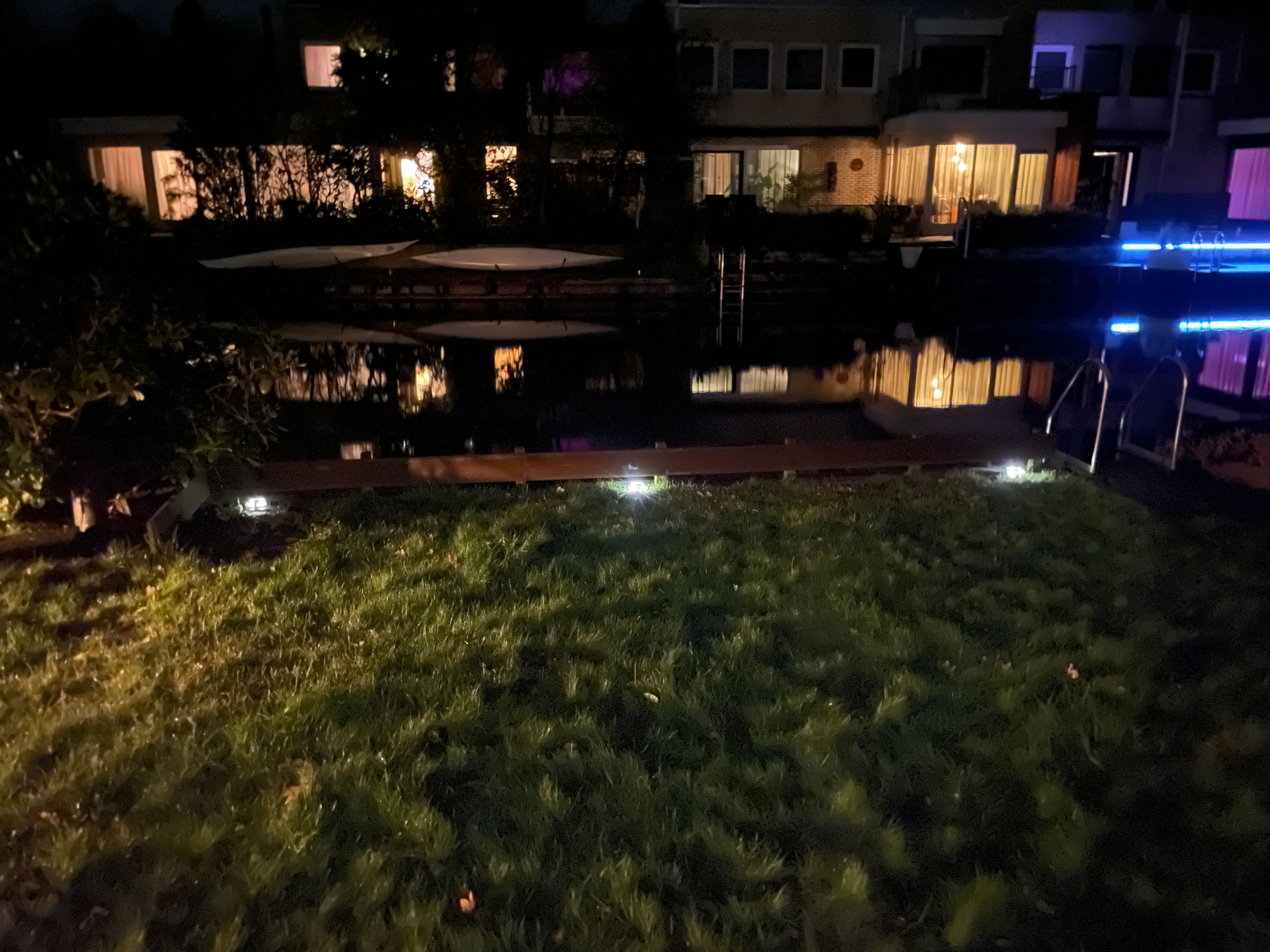 Solar grondspot Shield op zonne energie voordeelset van 4 stuks