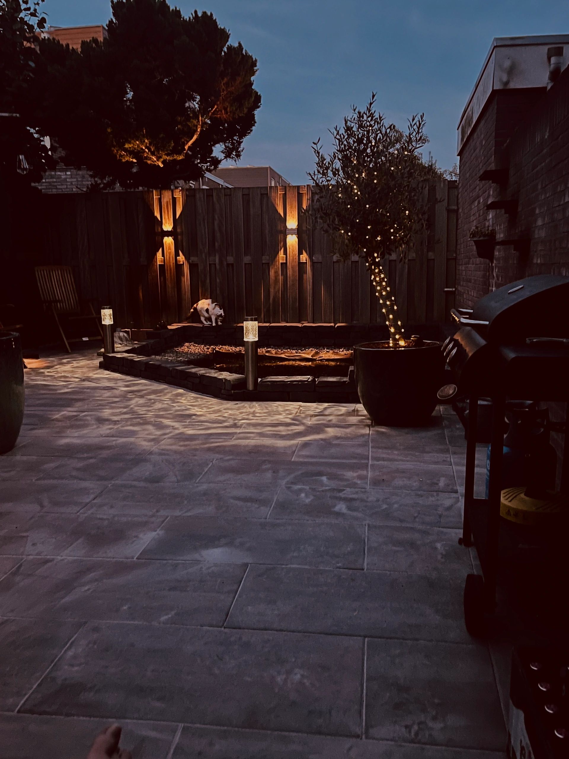 Solar up down wandlamp Njord met warm wit licht - Voordeelset van 2
