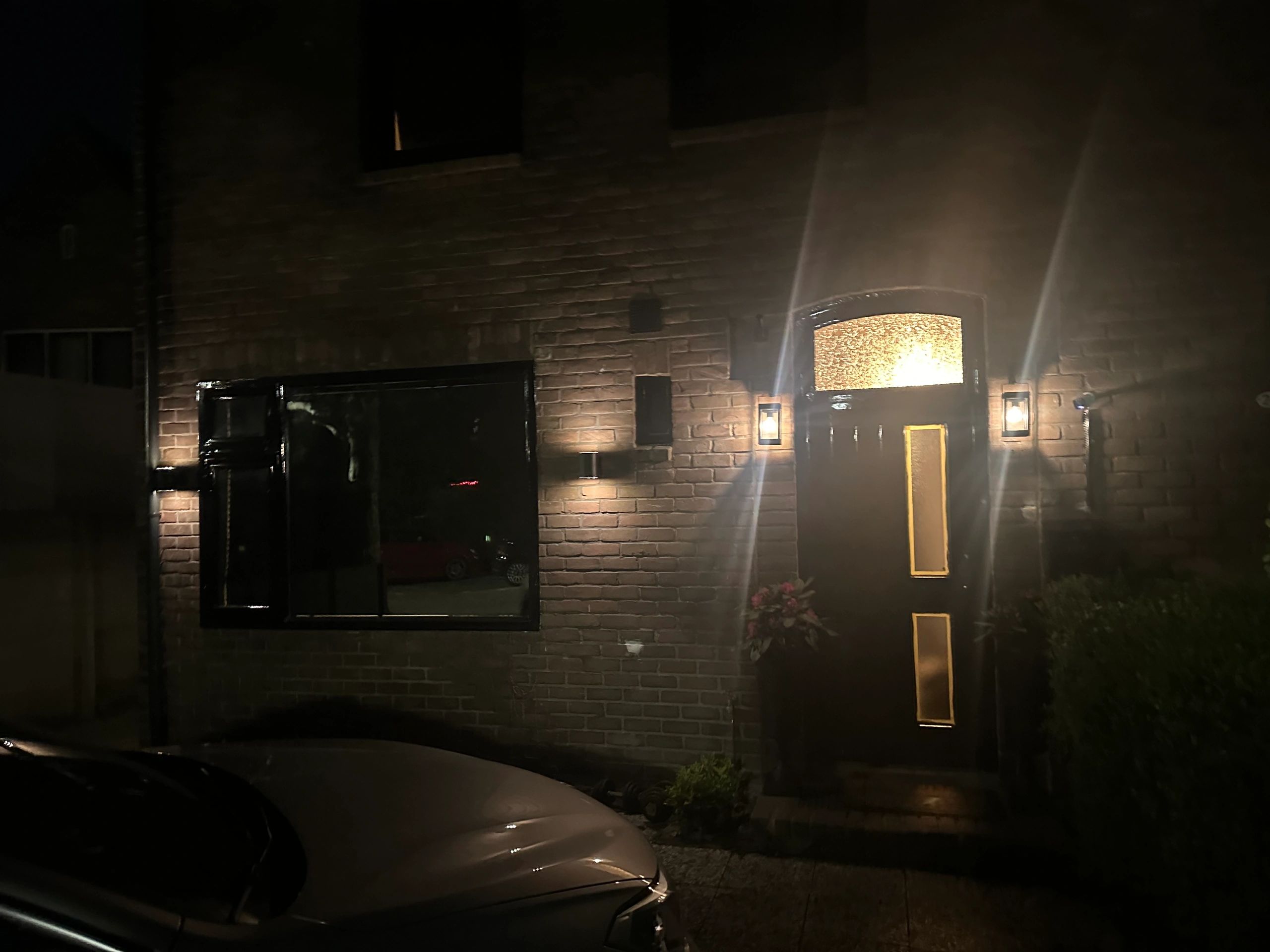 Solar wandlamp up downlight Sverre | Warm wit licht | Voordeelset van 2 stuks | Rond ontwerp | Optie met bewegingssensor