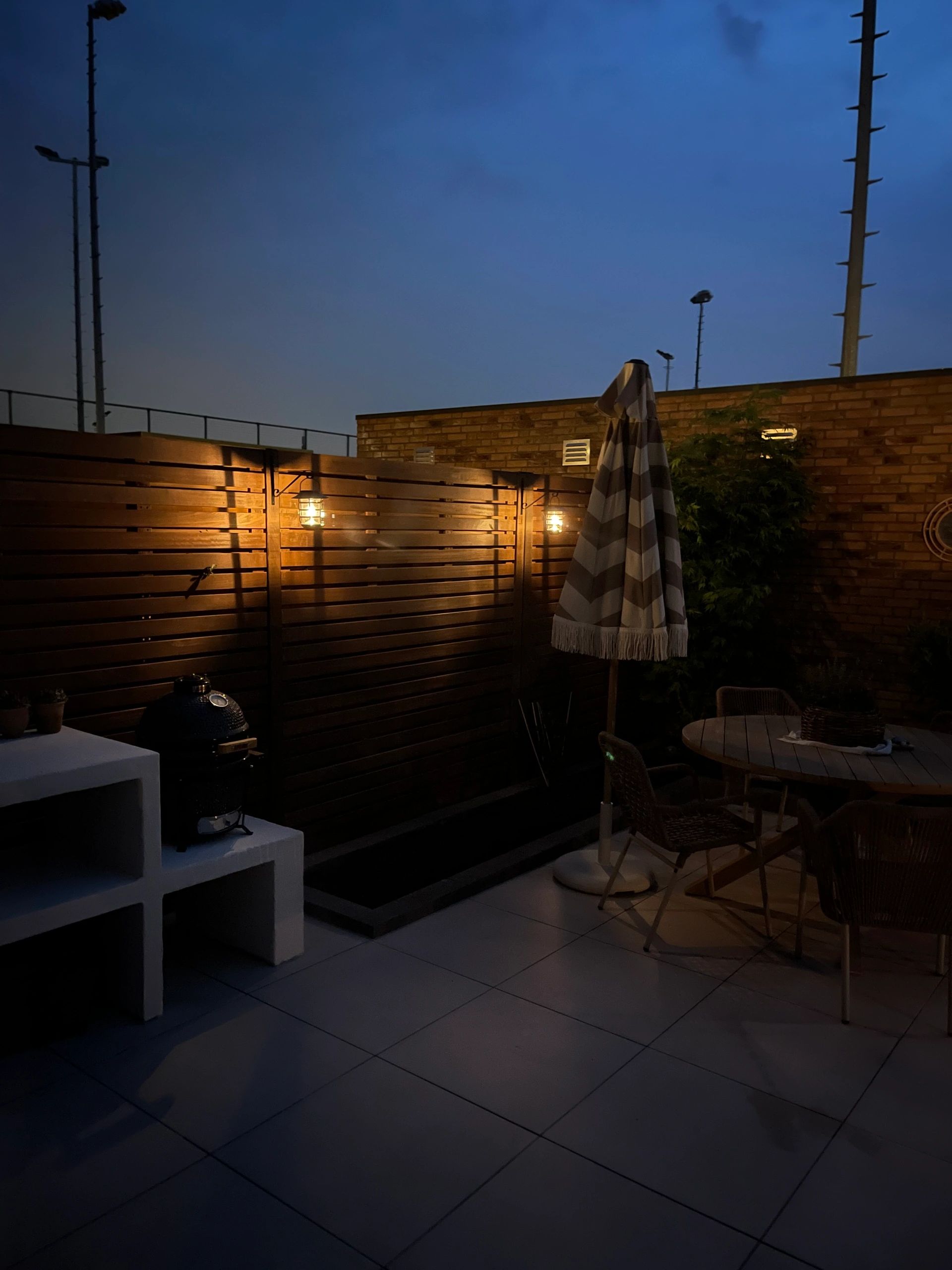 3 stuks Zwarte solarlamp Sting - hanglamp, priklamp en tafellamp-in 1