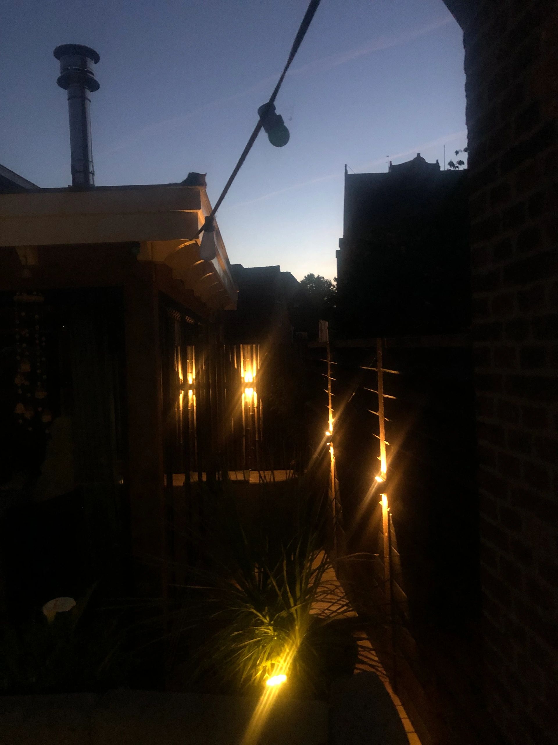Solar up down wandlamp Njord met warm wit licht - Voordeelset van 2