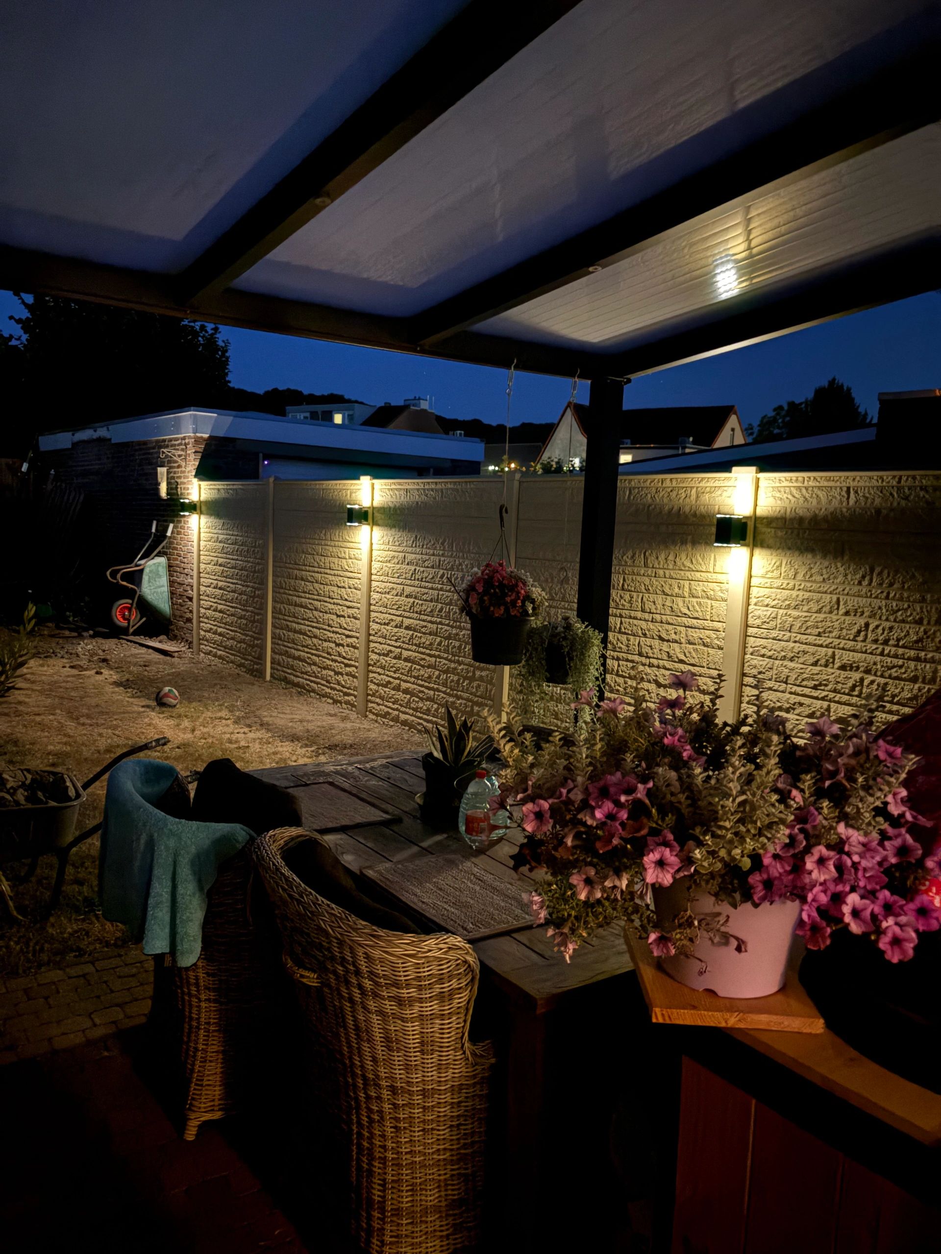 Solar LED wandlamp up downlight Sverre recht