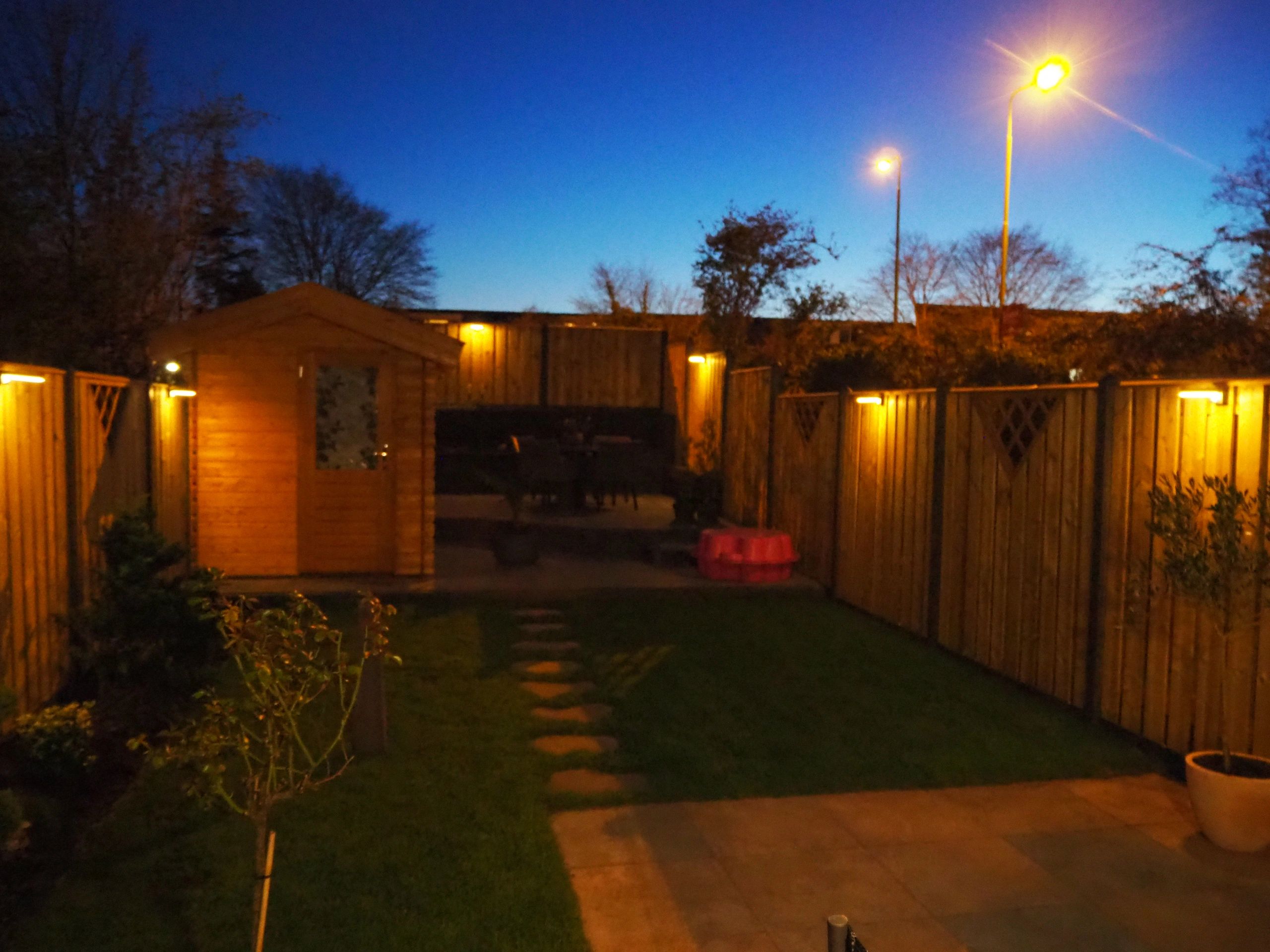 Solar wandlamp Asker warm wit licht met bewegingssensor