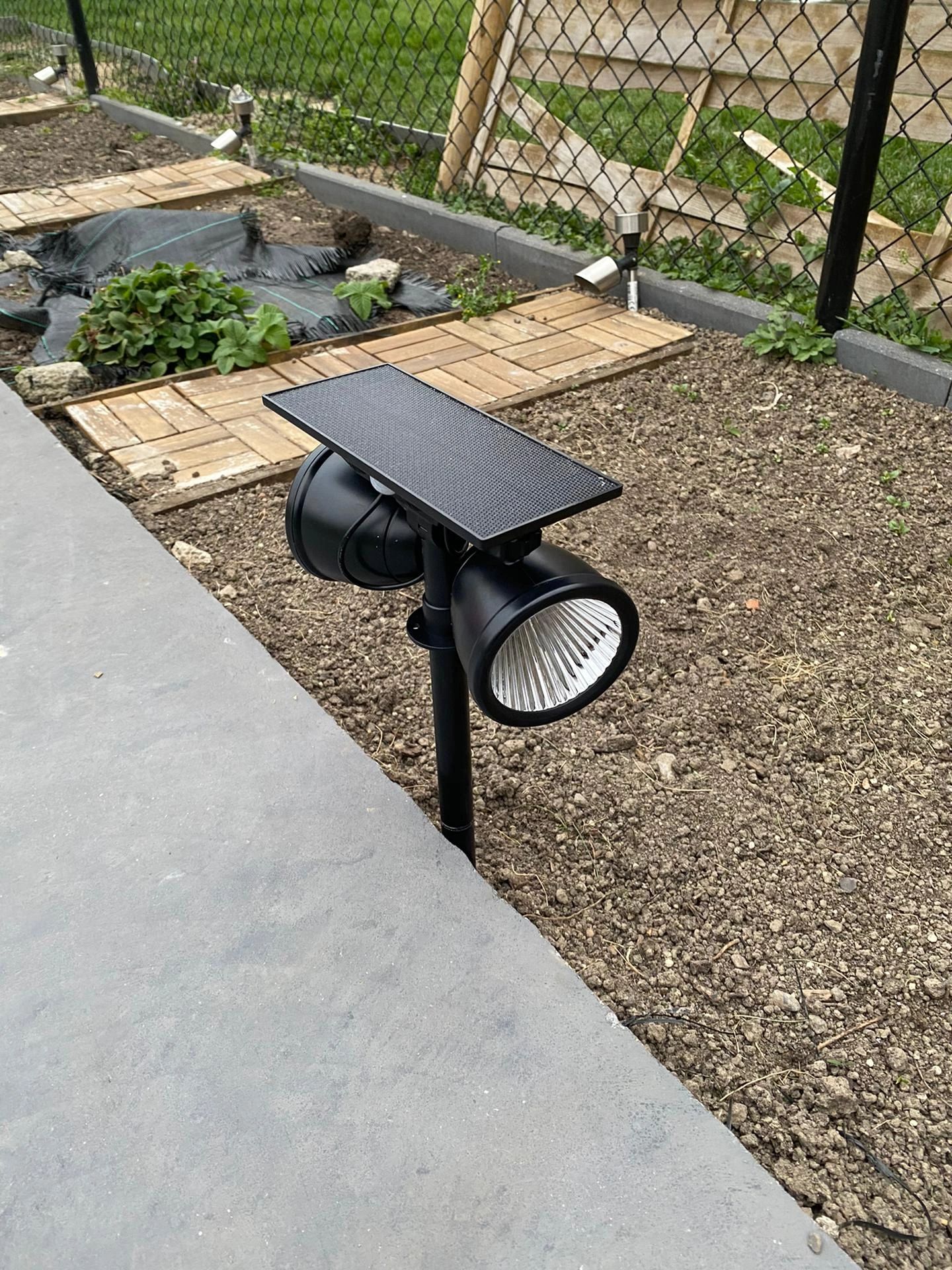 Solar priklamp Vision met twee spots en 5 lichtstanden